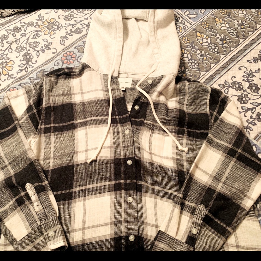 Women’s American Eagle 🦅 hooded flannel